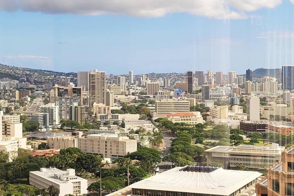 Condotel With Free Parking Wifi Central Ac Honolulu Exterior photo