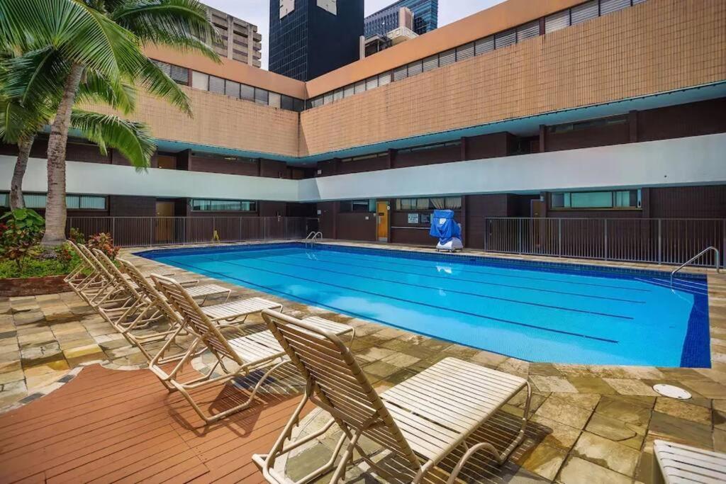 Condotel With Free Parking Wifi Central Ac Honolulu Exterior photo