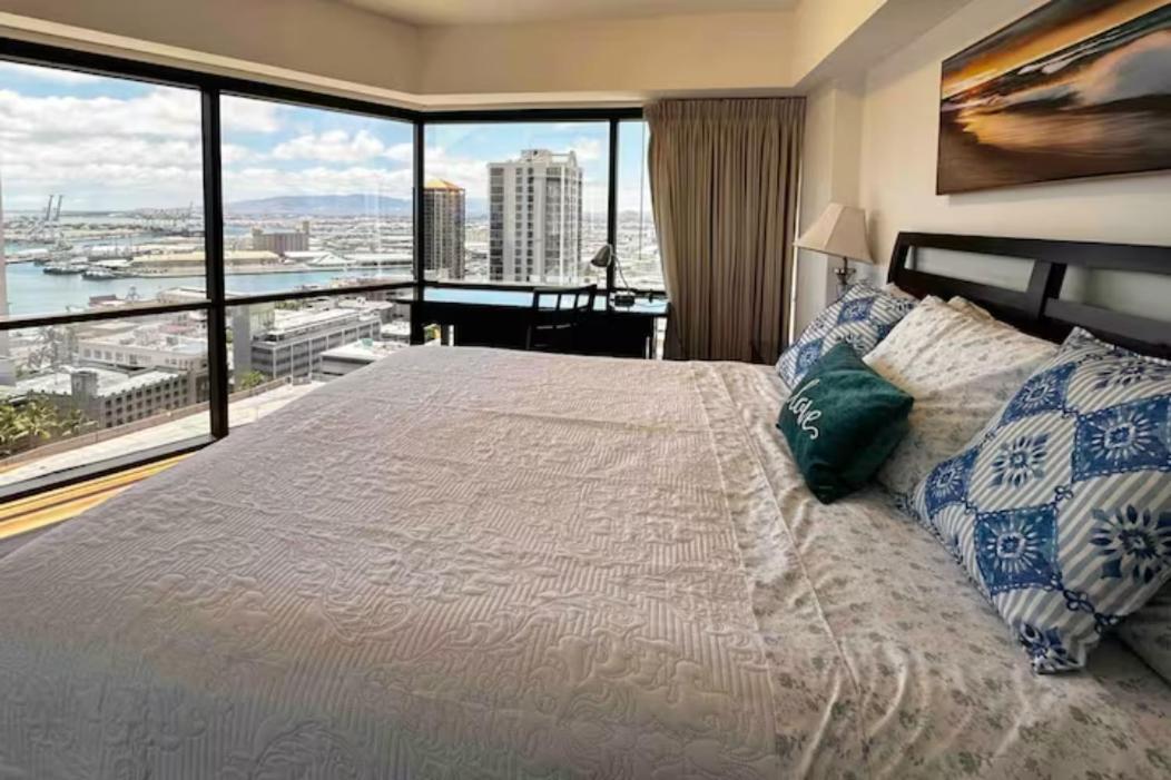 Condotel With Free Parking Wifi Central Ac Honolulu Exterior photo