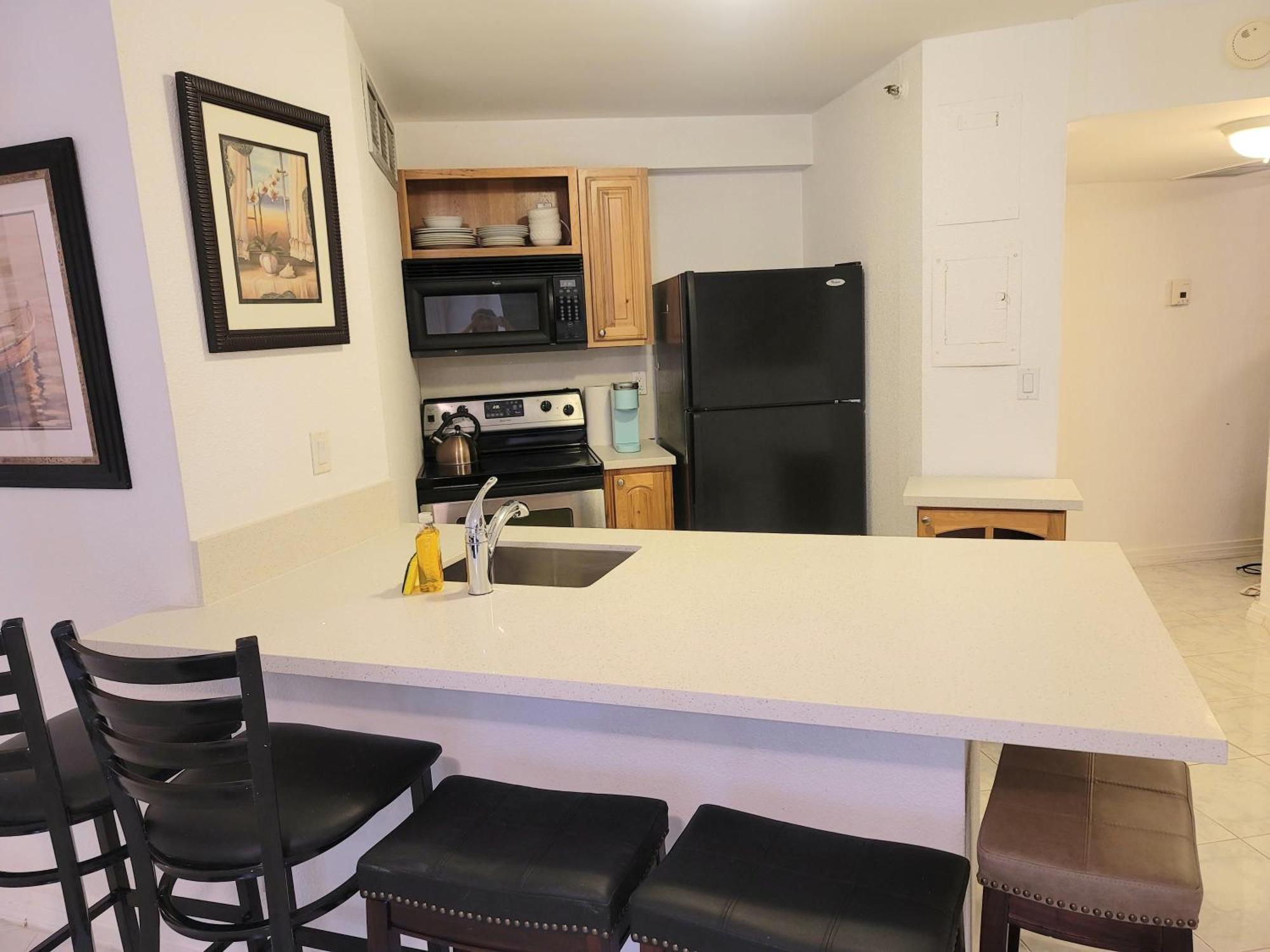 Condotel With Free Parking Wifi Central Ac Honolulu Room photo